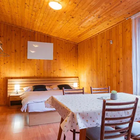 House Jursport Апартаменты *